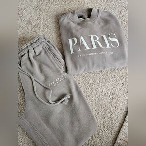 Abercrombie & Fitch sweatshirt & sweatpants size medium